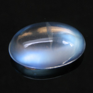 Was ist der Unterschied zwischen Mondstein und Regenbogenmondstein ...