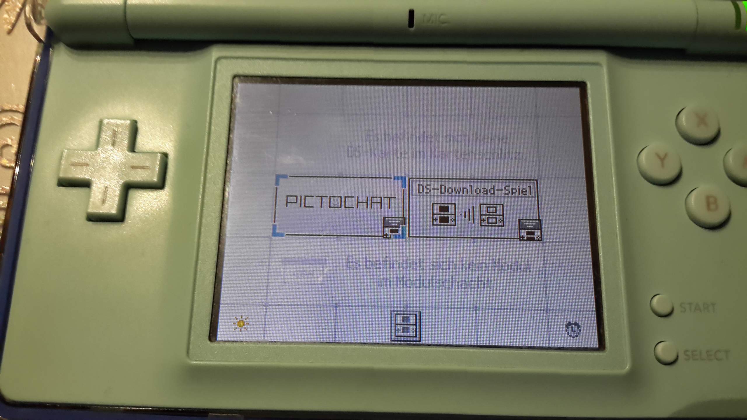 Nintendo ds lite r4 karte firmware?