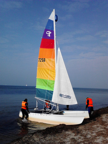 Einweisung Katamaran segeln am Ostseestrand der Insel Poel. - (Liebe, Freundin, Geschenk)