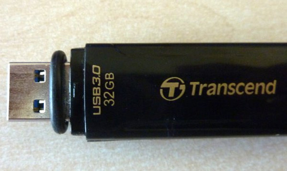 Stick mit Abstandsring - (Technik, USB, USB-Stick)