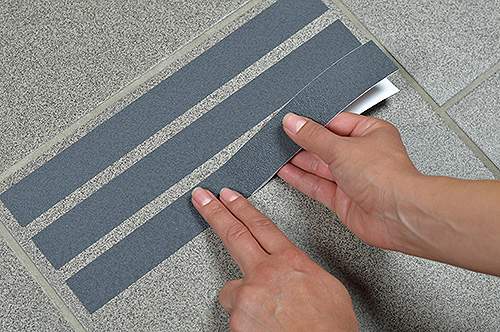 Was wäre die beste Lösung für Rutschige Treppen? (Treppe, Rutschig)