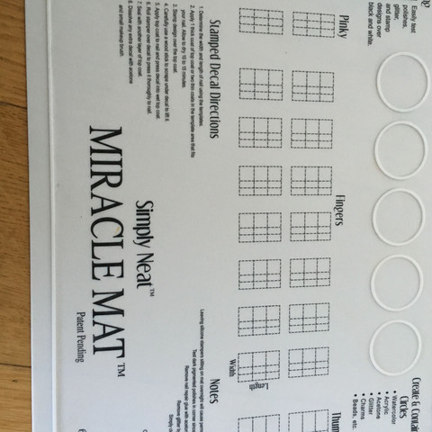 Simoly Near miracle Mat - (Design, Nagellack)