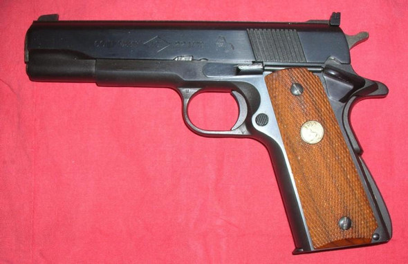 - (Waffen, Colt)