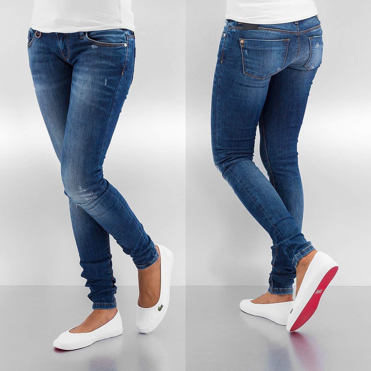 Warum Ziehen Mädchen Ihre Hose So Hoch Wieso ziehen sich Frauen immer die Hose so hoch? (Jeans)