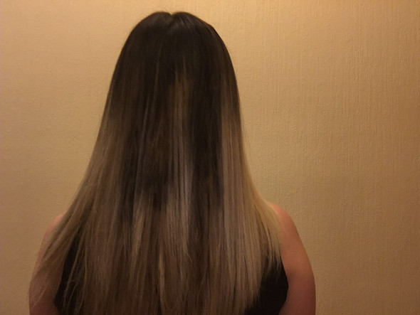 - (Beauty, Tönung, haare verfärbt)