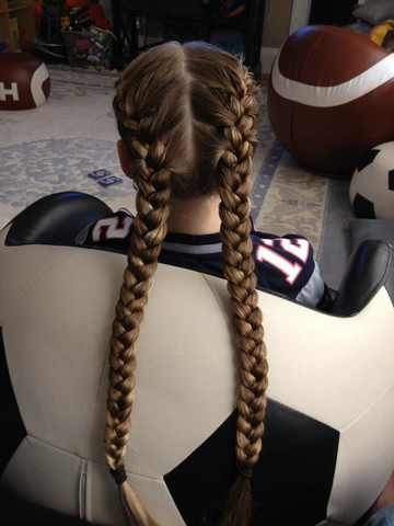 Kann Mir Jemand Helfen Wie Ich Durch 2 Zopfe Flechten Uber Nacht Schone Locken Bekomme Haare