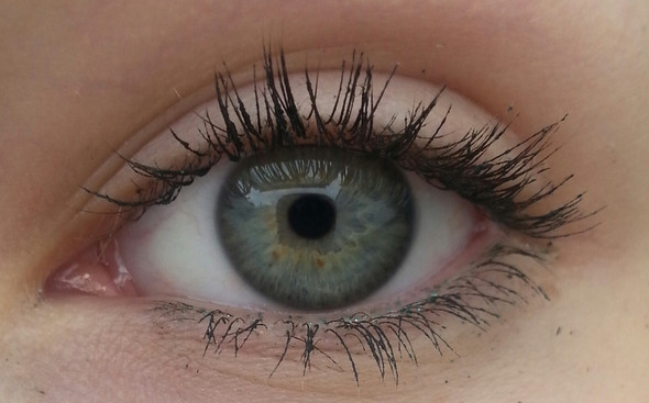 - (Augen, Augenfarbe)