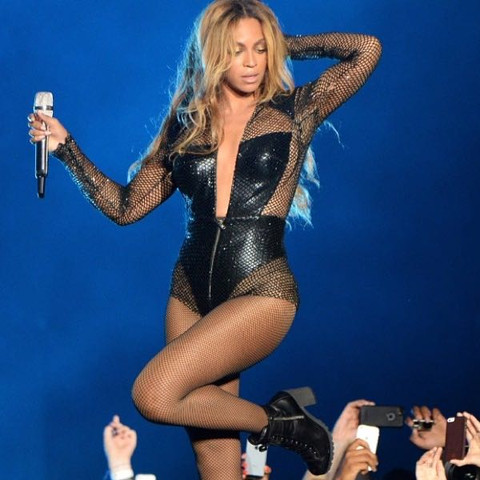 - (Beyonc, hot or not)