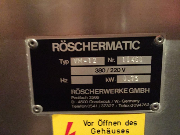 - (Strom, Anschluss)