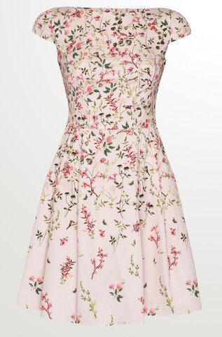 Kleid 2 - (Kleidung, Religion, Umfrage)