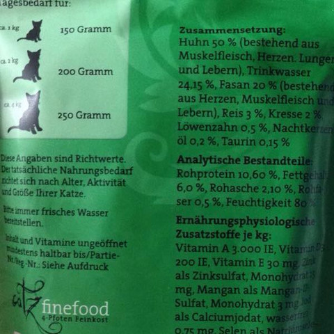 Manchmal nehme ich auch dass von catz finefood - (Katze, Futter)