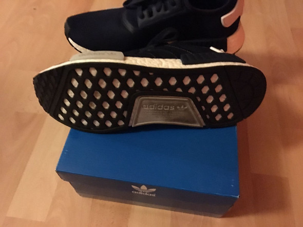 - (adidas, Fake, real)