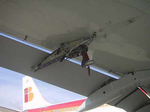 Flaptrack Fairing - (Flugzeug, Luftfahrt)