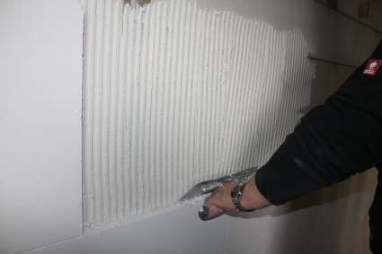 Calciumsilikat Klimaplatten kleben - (Haus, Bauschäden, Renovierungsfehler)