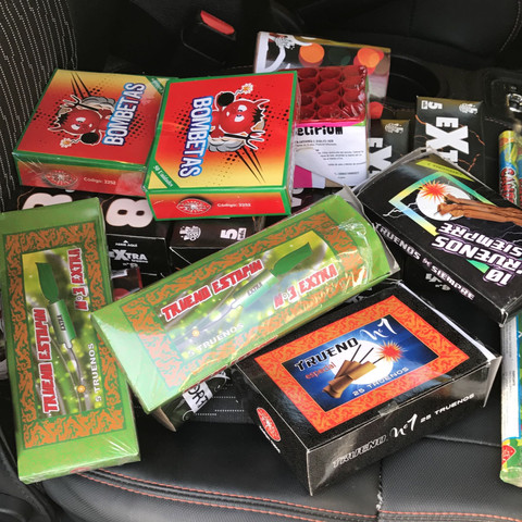 .sonstige Böller - (Pyrotechnik)