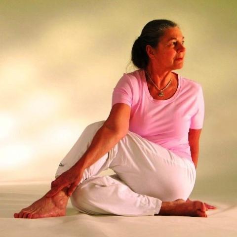 Bilduntertitel eingeben... - (Husten, Yoga)