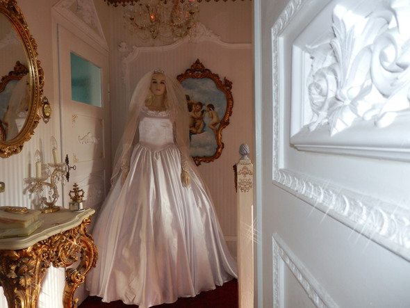 Scharke-Royal-Boutique Verleih Brautmode - (Hochzeit, heiraten, Brautkleid)