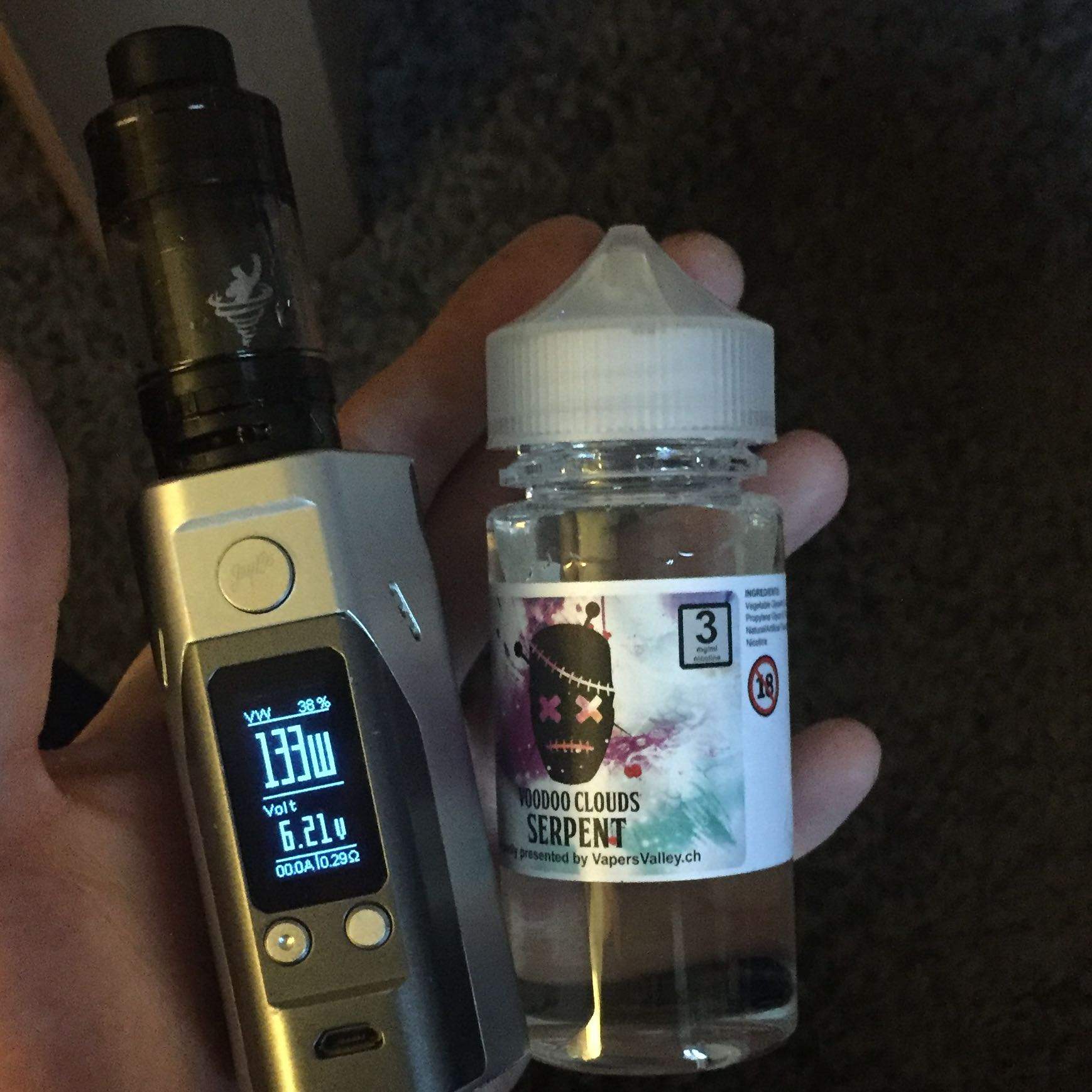 Neuer Verdampfer (EShisha) schmeckt verbrannt? (Rauchen, EZigarette, Hals)