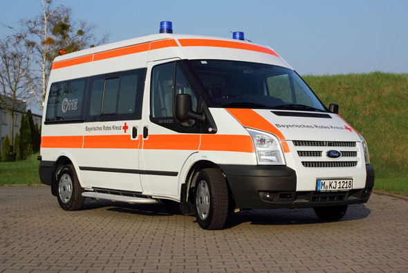 Krankentransportwagen (KTW) - (Arbeit, Beruf, Ausbildung)