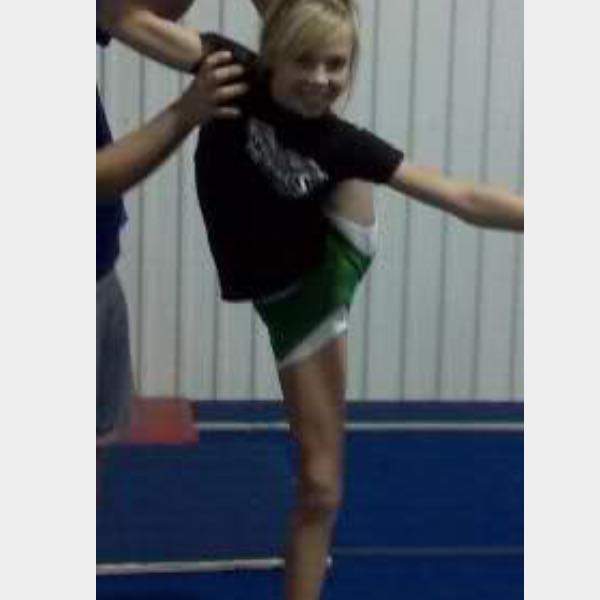 Bow and arrow (Cheerleading) schnell lernen ? (dehnen, stunt)