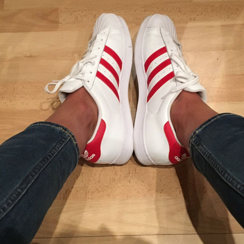 Superstars  - (Schuhe, Füße, adidas)
