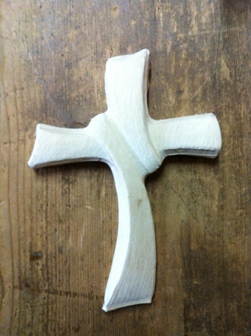 Modernes Kreuz selber aus Holz schnitzen mit Holzrohling von Beuße - (Handwerk, Holz, Brett)