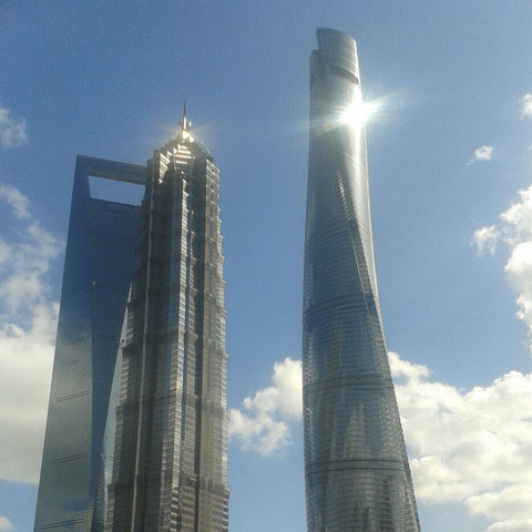 Das sind einmal der Jimao und der Shanghaitower(der 2 größte Turm der Welt) ;--) - (China, Singapur)