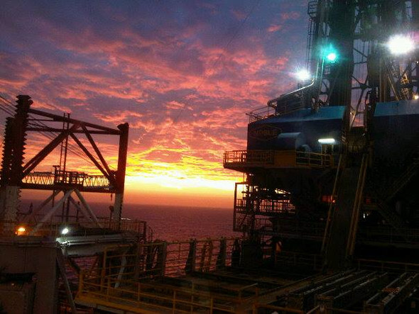 Verdienen Mechaniker Und Elektriker Auf Einer Bohrinsel Wirklich 4500 5000 Euro Netto Im Monat Job Geld Verdienen