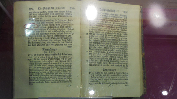 Wertheimer Bibel von 1735 - Bildnachweis: Copyright roentgen01 auf Google+ - (Bibel, Zeugen Jehovas)