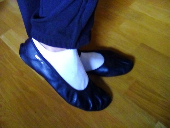 - (Schule, Sport, Mode)