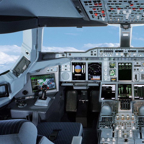 Airbus hat den Joystick (links im Bild) - (Airbus, Boeing)