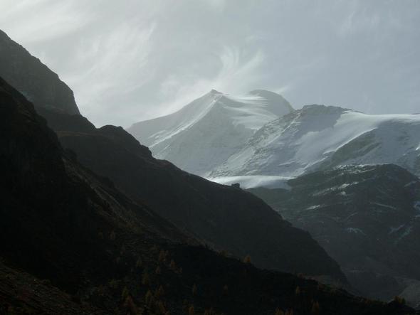 Tutmanngletscher und Hütte - (wandern, Berge, klettern)
