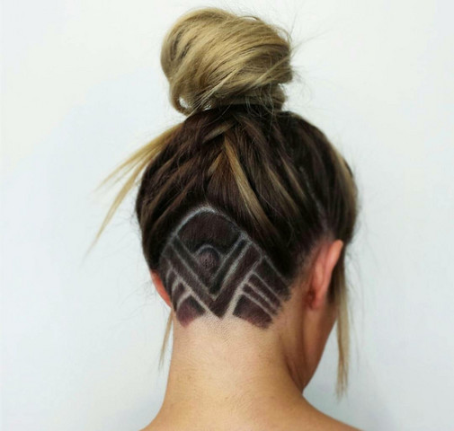 Meine Frau Mochte Ein Undercut Wie Soll Sie Sich Ihn Machen Lassen Halt Wie Kurz Gerne Mit Bildern Frisur