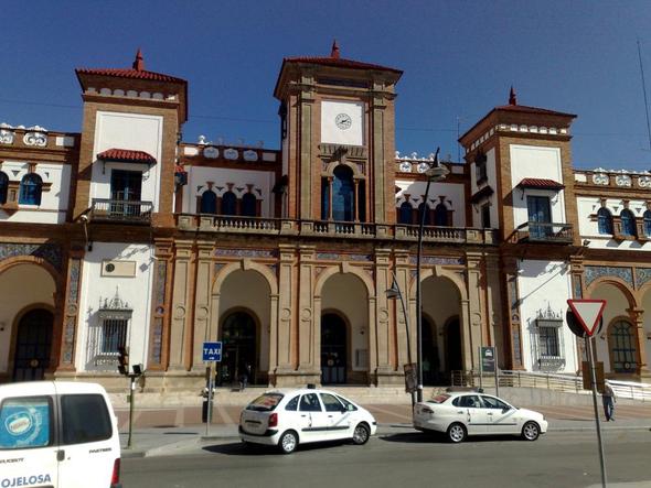 Bahnhof von Jerez - (Spanisch, Spanien, Facharbeit)