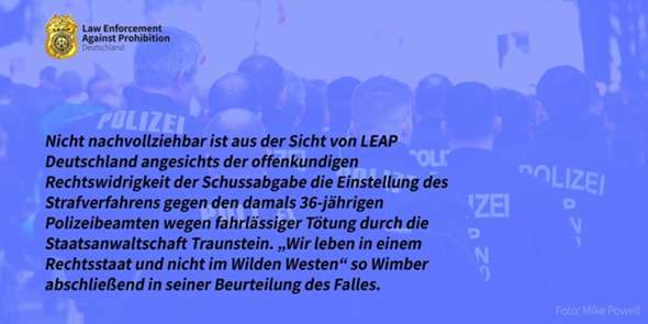 - (Politik, Strafe)