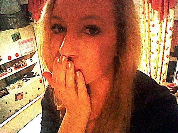 - (Frauen, Haare, Friseur)