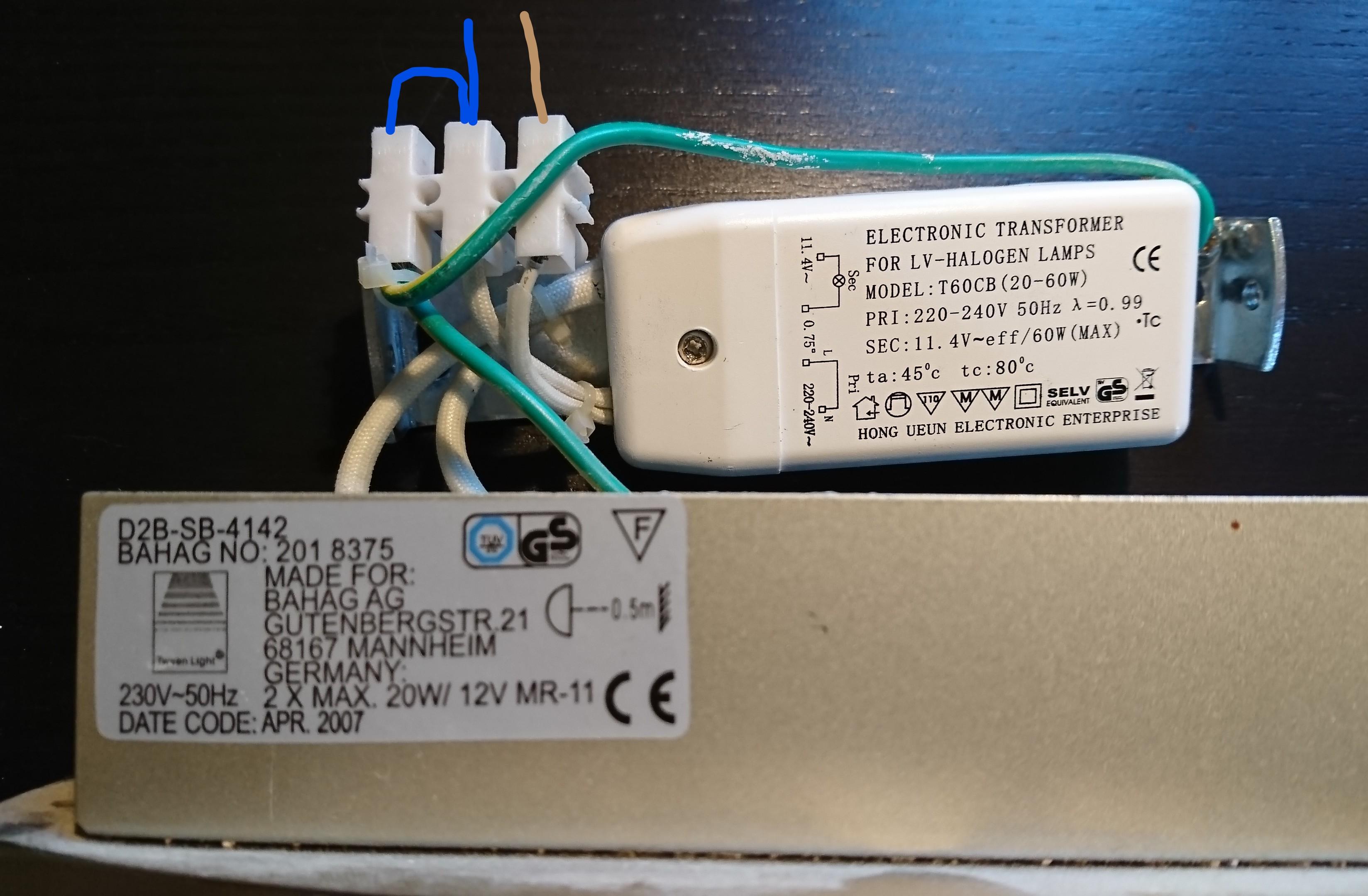 Ist etwas speziell zu beachten bei der Lampenmontage an einer Holzdecke