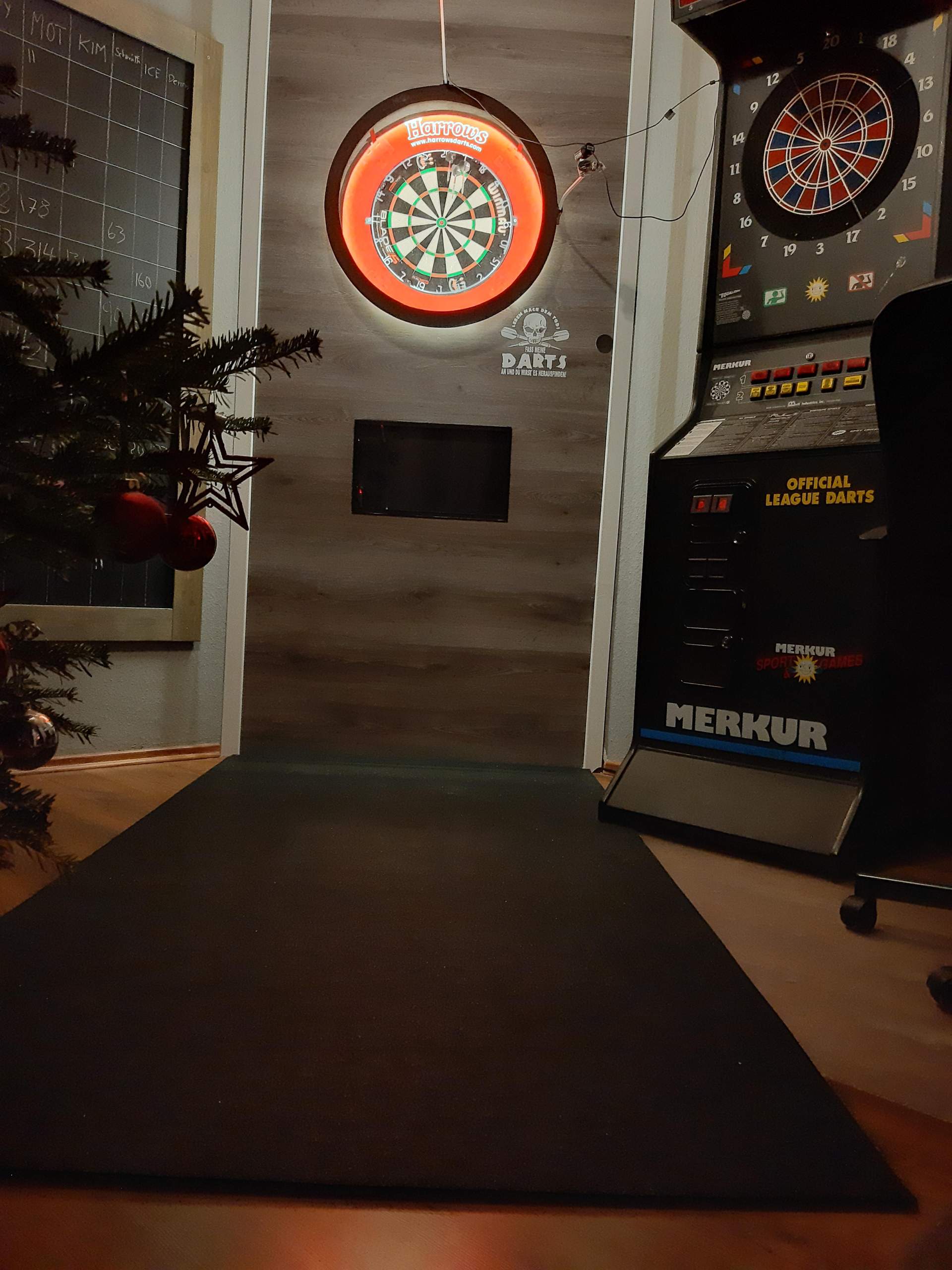Dartboard zu schwer für Wand? (Sport und Fitness, Holz, Dartscheibe)