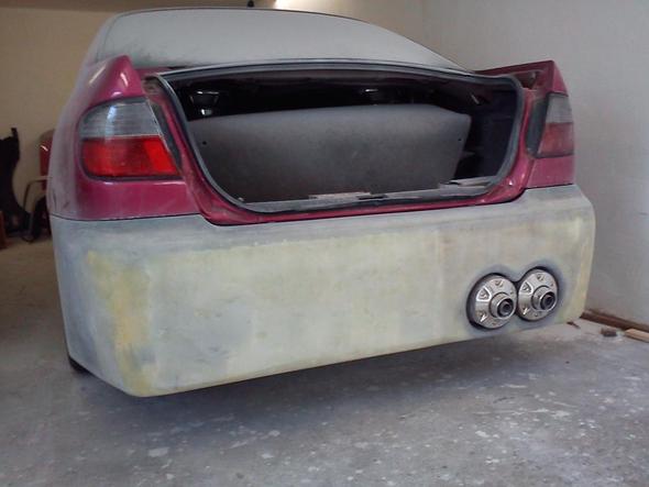 - (Auto, Auspuff)