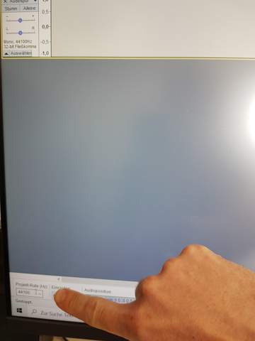 - (Computer, Technik, Musik)