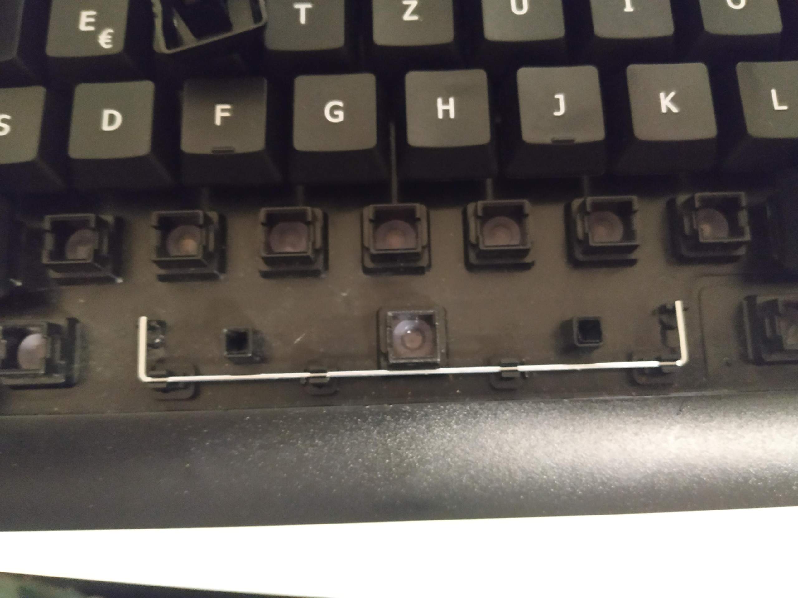 Leertaste funktioniert nicht richtig? (PC, Tastatur)