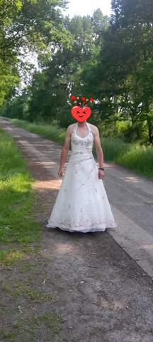 - (Liebe und Beziehung, Kleidung, maenner-in-frauenkleidung)