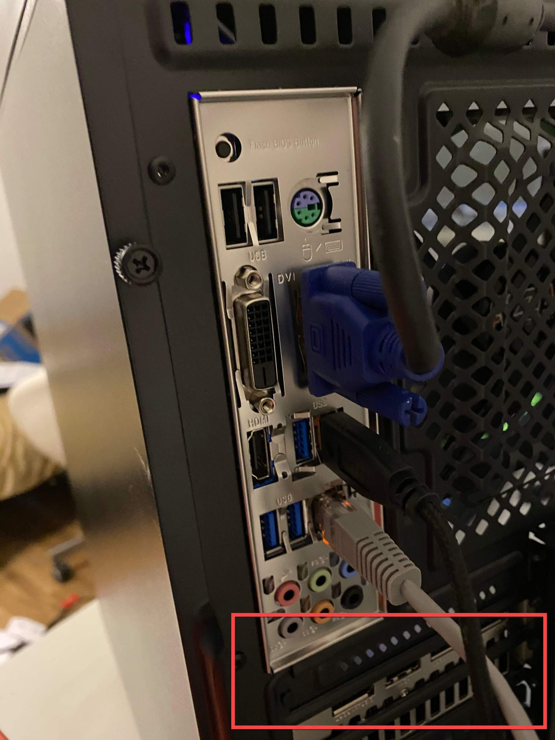 !dringend! Monitor verbindet sich nicht mit dem pc? (Computer, Technik