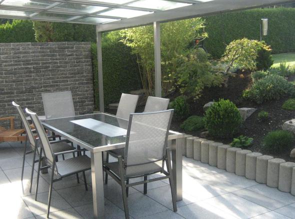 Terrasse mit Bambus in der Ecke - (Pflanzen, Garten)