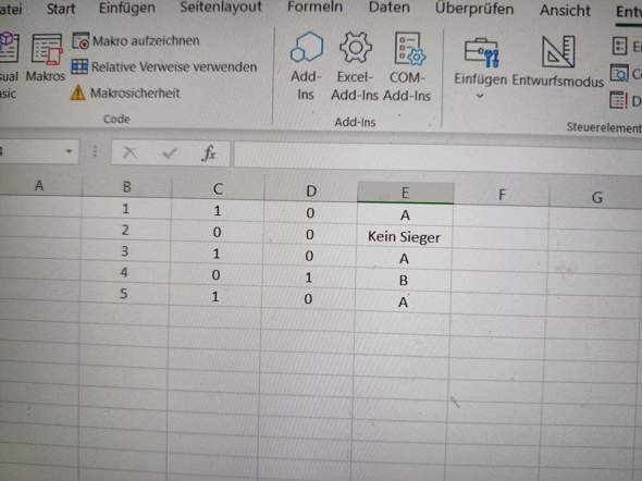 - (Computer, Excel, Formel)