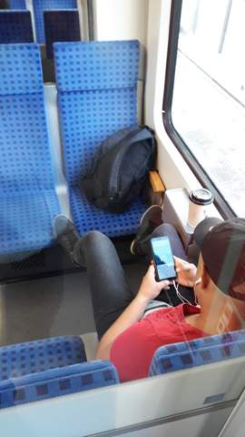  - (Philosophie und Gesellschaft, Bahn, Bus)