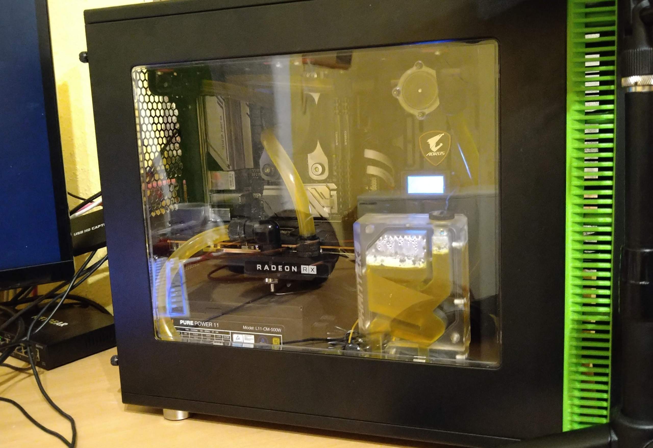 Wie viel Grad wird euer Cpu&Gpu max. Beim zocken (PC)/Laptop? (Computer ...