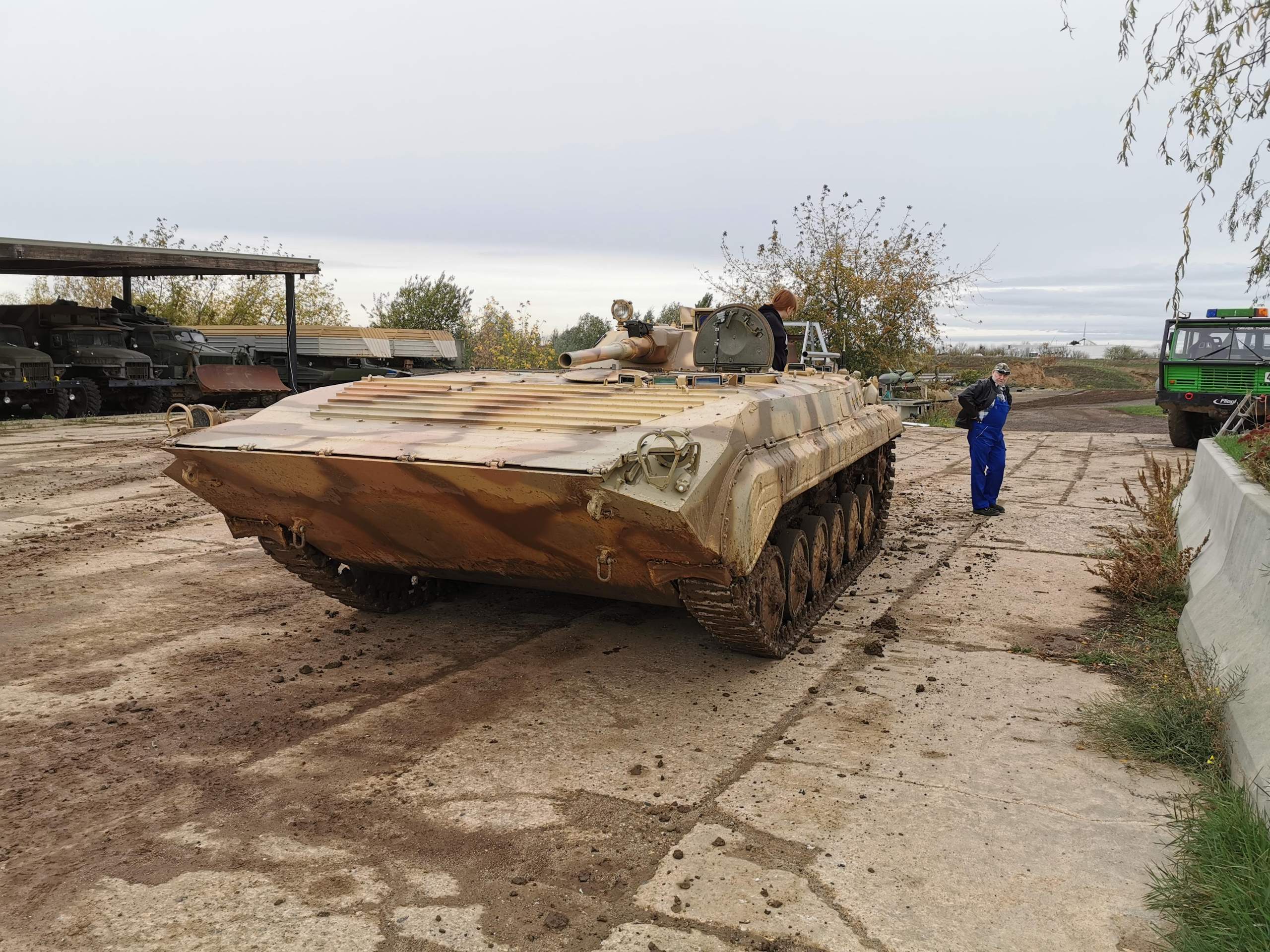 Wie Schnell Kann Ein Panzer Fahren