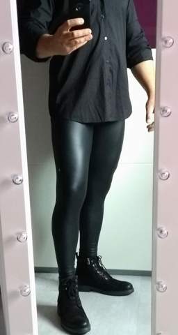 - (Mode, Hose, Leggings)