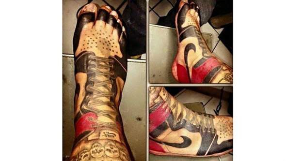  - (Tattoo, Beine, Tattoo und Piercing)